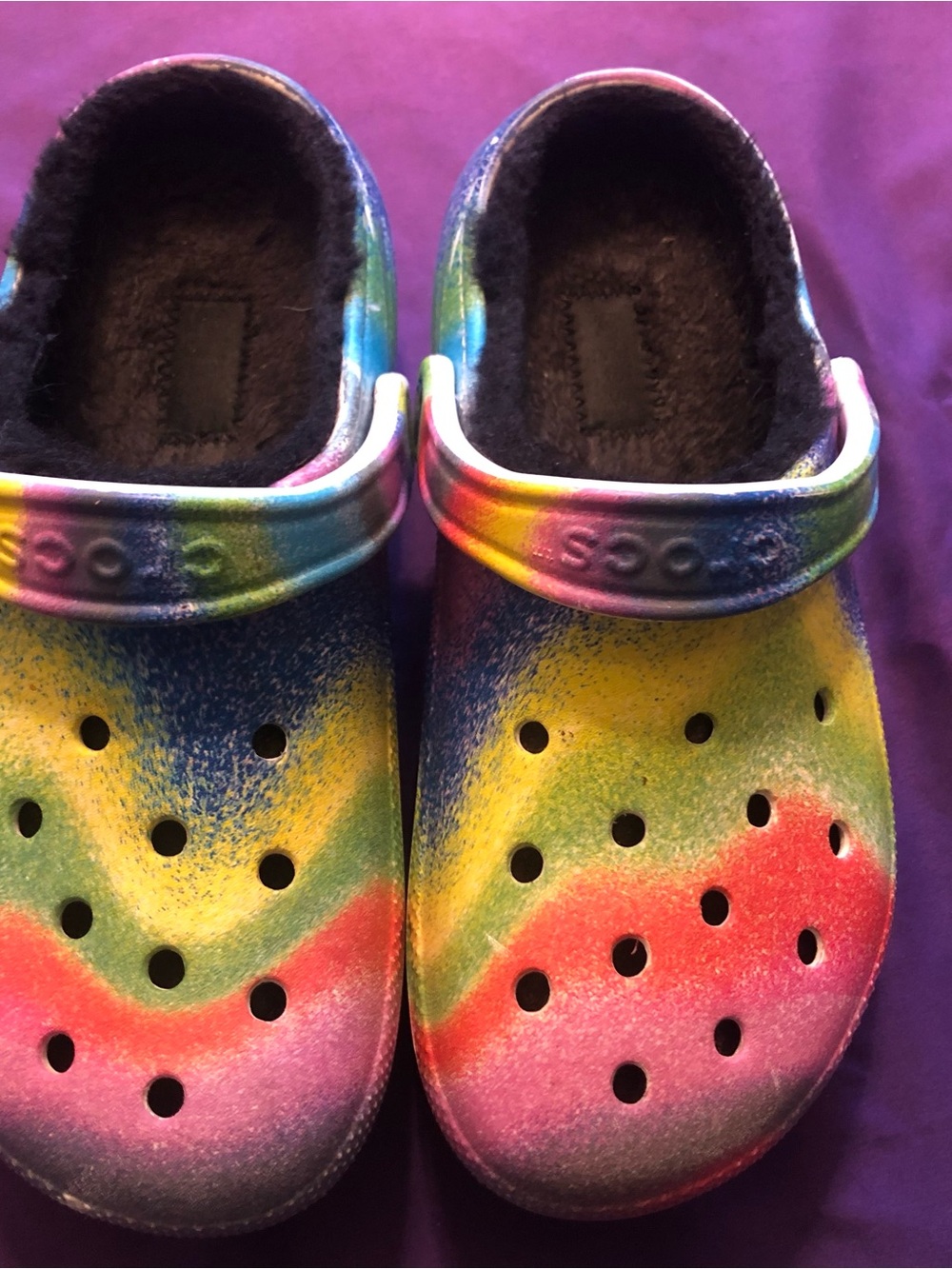 Pastel Rainbow Lined Crocs Women’s 7 Men's 5